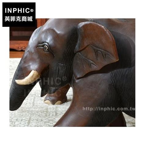 迎賓枱佈置 大象木雕